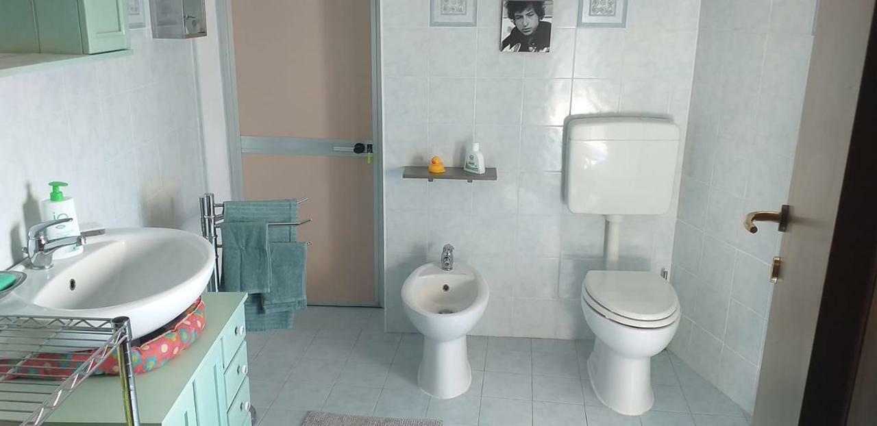 Zimmy'S House Apartment Bologna Luaran gambar
